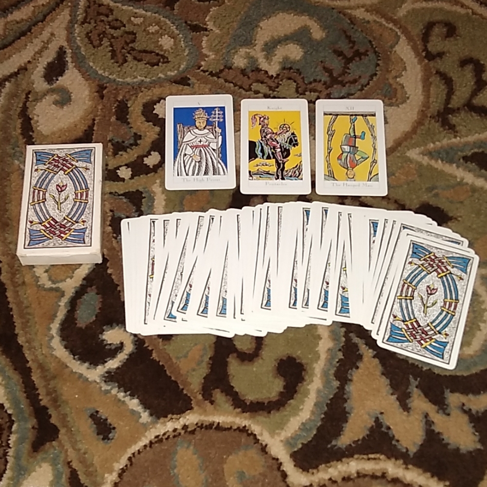 Tarot deck